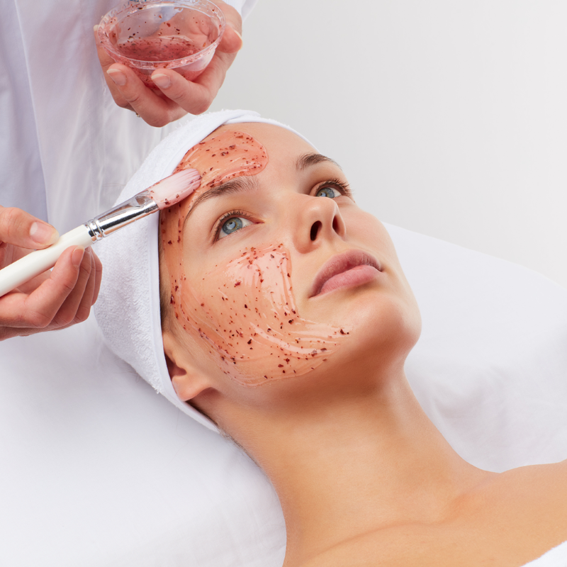 Maska z rožnimi cvetovi - gelna shaker