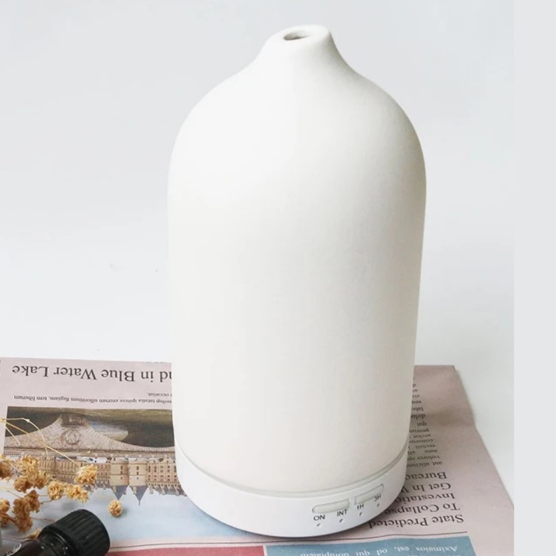 Eleganten osvežilec zraka - bela keramika, več nastavitev