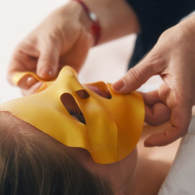 hidrogelna-zlata-maska